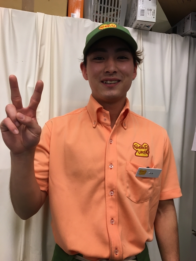 スタッフインタビュー